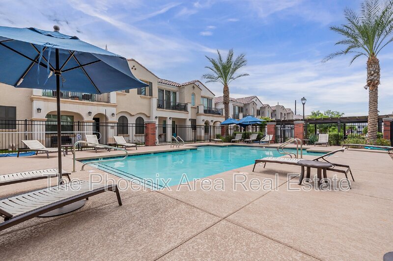 4022 E Erie St in Gilbert, AZ - Building Photo