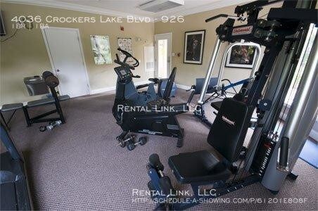 4036 Crockers Lake Blvd in Sarasota, FL - Building Photo - Building Photo