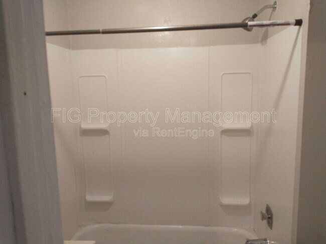 427 W G St in Elizabethton, TN - Building Photo - Building Photo