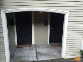1001 Sutter St in Vallejo, CA - Foto de edificio - Building Photo