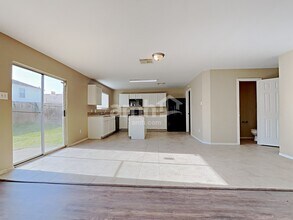 503 Pine Cluster Ct in Conroe, TX - Building Photo - Building Photo