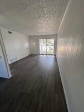 2301 Cochran St in Irving, TX - Building Photo - Building Photo