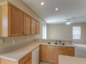 671 Hardwood Cir in Orlando, FL - Foto de edificio - Building Photo