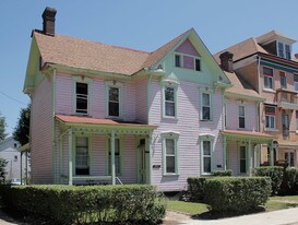 403 Franklin Ave, Unit 403