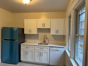 5716 Beacon St in Pittsburgh, PA - Building Photo - Building Photo