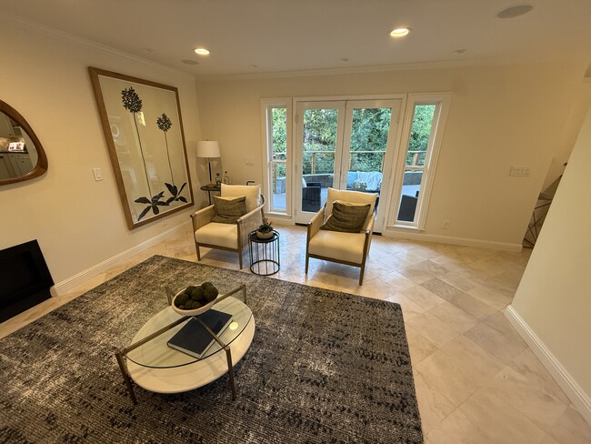 property at 707 Matadero Ave