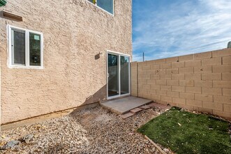 3044 E Beck Ln in Phoenix, AZ - Building Photo - Building Photo