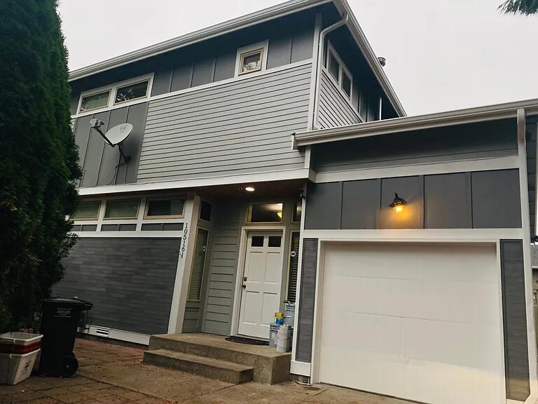 10516 5th Ave W in Everett, WA - Building Photo