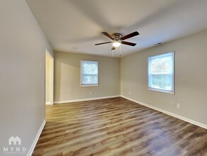 1212 Armstrong Cir in Raleigh, NC - Building Photo - Building Photo