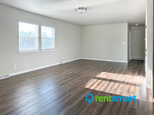 2003 S 4th St W in Missoula, MT - Building Photo - Building Photo