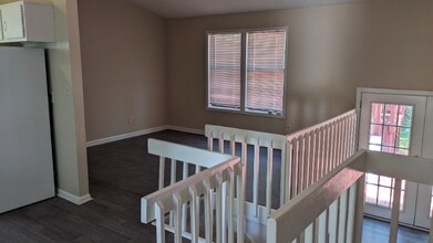 697 Tarkington Rd N in Stone Mountain, GA - Building Photo - Building Photo