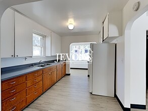 1102 S Fair Ave in Yakima, WA - Building Photo - Building Photo