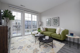 Axis 201 in New Haven, CT - Building Photo - Interior Photo