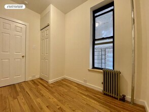 350 E 91st St in New York, NY - Building Photo - Building Photo