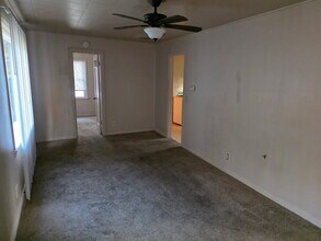 732 Maplehill Ave in Lansing, MI - Building Photo - Building Photo