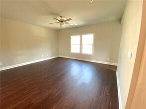 912 Sweetwater Grove in Woodstock, GA - Building Photo - Building Photo