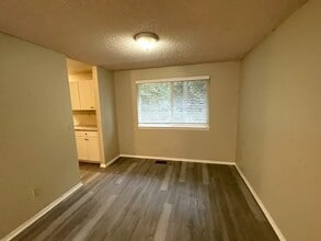 2605 SW 323rd St in Federal Way, WA - Building Photo - Building Photo