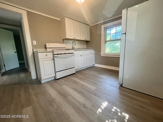 218 Mechanic St in Red Bank, NJ - Building Photo - Building Photo