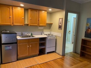 16 Seminary Ave, Unit 1F in Binghamton, NY - Building Photo - Building Photo