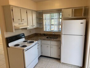 716 SE 16th St in Fort Lauderdale, FL - Building Photo - Building Photo