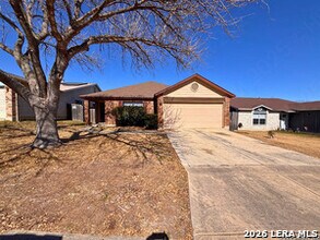 7571 Longing Trail in San Antonio, TX - Building Photo - Building Photo