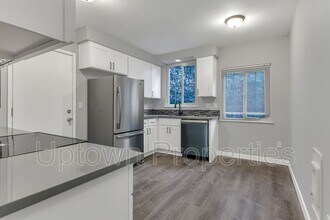 1328 NE 68th Ave in Portland, OR - Building Photo - Building Photo