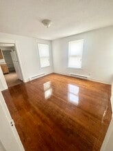 13 Simons Ave in Waterbury, CT - Building Photo - Building Photo