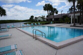 14865 Feather Cove Rd in Clearwater, FL - Building Photo - Building Photo