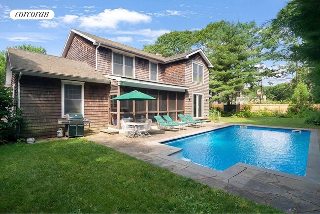 property at 7 Addie Conklin Ln