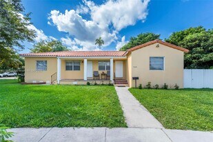 5801 SW 9th Terrace in West Miami, FL - Building Photo