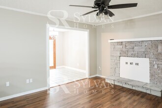 1909 SW 5th St in Lee's Summit, MO - Building Photo - Building Photo