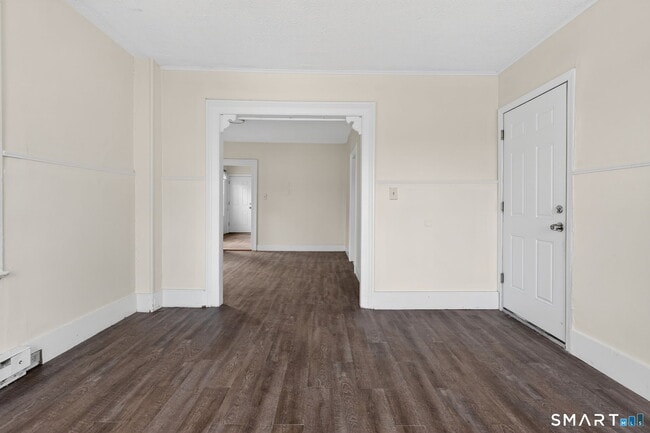 27 Beacon St in Waterbury, CT - Building Photo - Building Photo