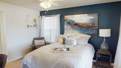 The Landing College Station in College Station, TX - Foto de edificio - Building Photo