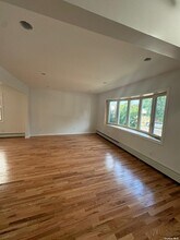 260-15 145th Ave-Unit -1 in Queens, NY - Building Photo - Building Photo