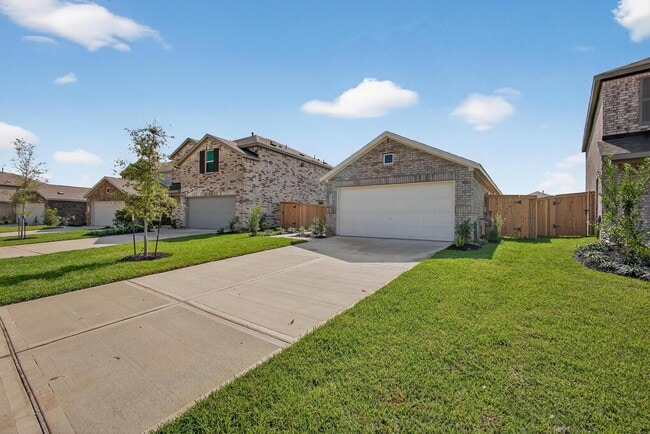28739 Bottom Grass Trl in Hockley, TX - Building Photo - Building Photo