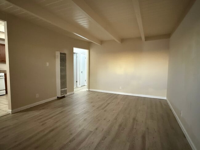 302 S 26th St, Unit 306