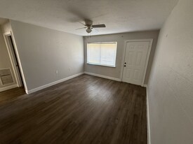 508 9th Ave E in Bradenton, FL - Building Photo