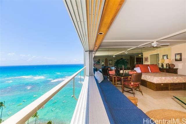 property at 2895 Kalakaua Ave