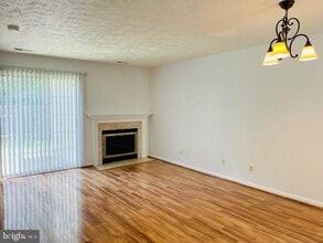5105 Mallards Landing Dr in King George, VA - Building Photo - Building Photo