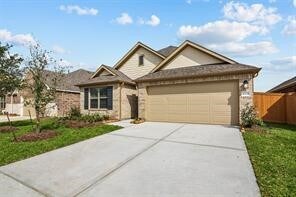 8438 Jetty Glen Dr in Cypress, TX - Building Photo