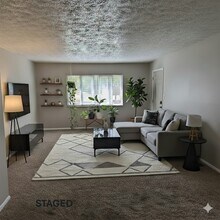 4901 Guthrie Dr in Indianapolis, IN - Building Photo - Building Photo