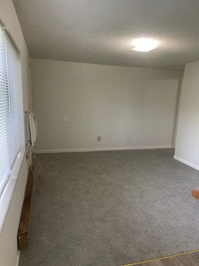 1014 Danwood Ln, Unit Pinetree in Fenton, MO - Foto de edificio - Building Photo