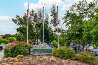 Deer Valley in San Rafael, CA - Foto de edificio - Building Photo