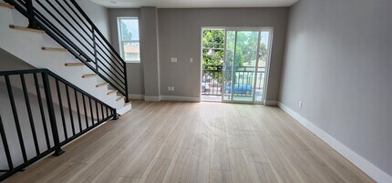 5729 Klump Ave in Los Angeles, CA - Building Photo - Building Photo