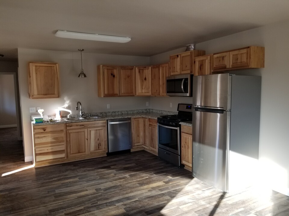 15263 North Shore Dr, Unit #1 in Big Lake, AK - Foto de edificio