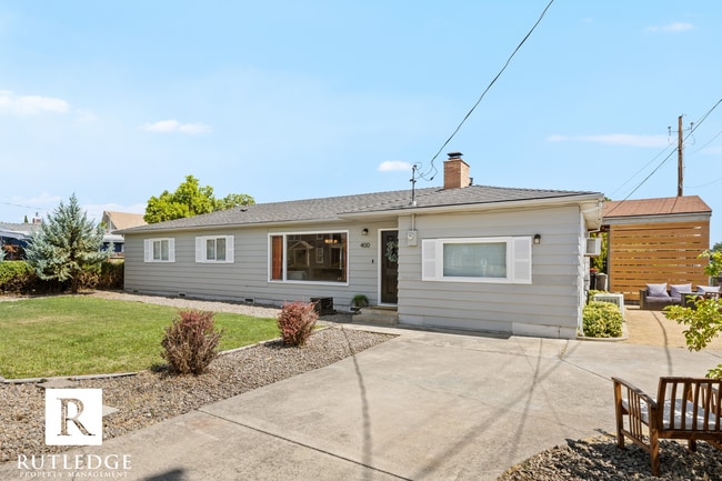 property at 400 N 10th St