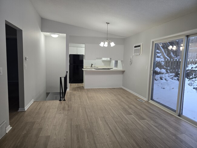 5570 Shorewood Ln in Shorewood, MN - Building Photo - Building Photo