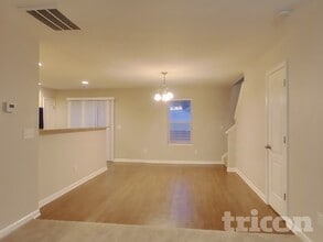 1700 Allegheny Dr in Gastonia, NC - Foto de edificio - Building Photo