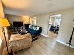 18 N Brown Ave in Orlando, FL - Building Photo - Building Photo