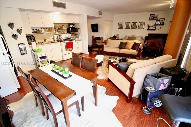 property at 900 Bay Dr